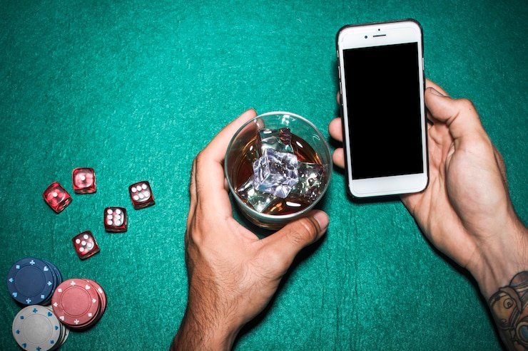 E-wallet online payment, e-wallet, mobile banking tersedia untuk deposit instan Ikon aplikasi e-wallet DANA, OVO, dan GoPay di layar deposit kitajitu